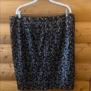 SIZE 14 LAURA Lace skirt 24” long